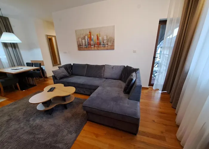 Minima 아파트 즐라티보